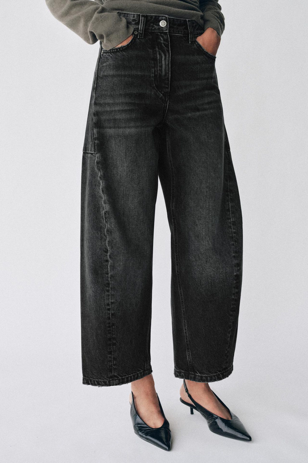 ZARA ДЖИНСЫ BALLOON ANKLE-LENGTH СО СРЕДНЕЙ ПОСАДКОЙ И ЦВЕТОЧНЫМ ПРИНТОМ — ZW COLLECTION, ЧЕРНЫЙ