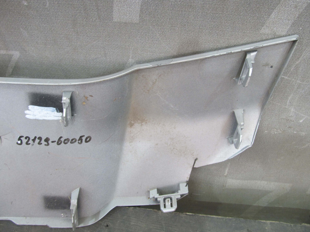 Накладка переднего бампера Lexus LX 570 15-23 Б/У Оригинал 5212960050