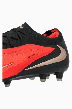Бутсы Nike Phantom 6 Low Elite AG-Pro - красный