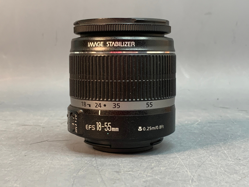 Canon EOS 650D Kit 18-55mm IS 5.735 кадров