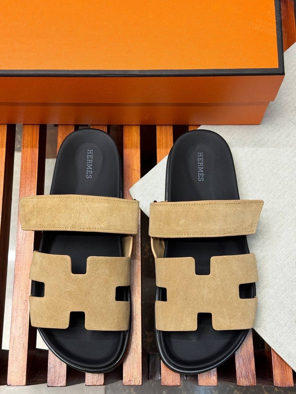 Шлепанцы Hermes