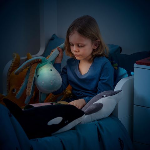 Мягкая игрушка IKEA BLAVINGAD (БЛАВИНГАД), Осьминог со светодиодом