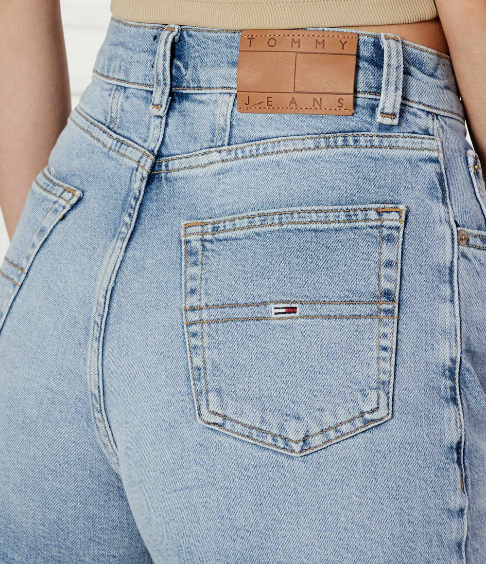 Джинсовые шорты Tommy Jeans - голубой(DW0DW20091)