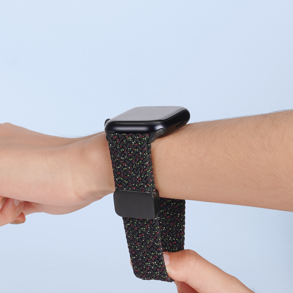 Эластичный ремешок черного цвета (Black Unity) от Dux Ducis для смарт часов Apple Watch размером 38, 40, 41 и 42MM, серия Strap (Mixture Pro Series)