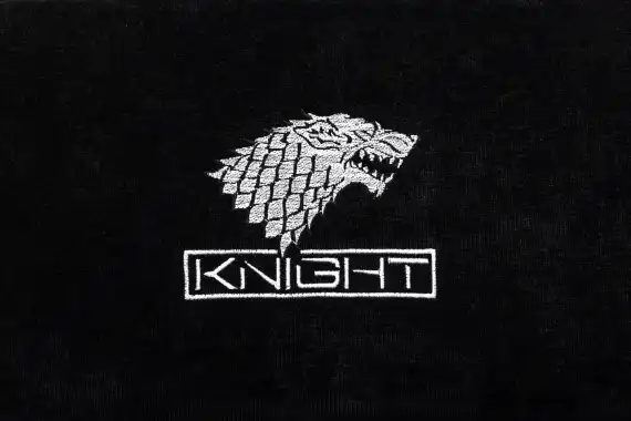 Кресло игровое Knight Wolf черный/серый с подголов. крестов. пластик