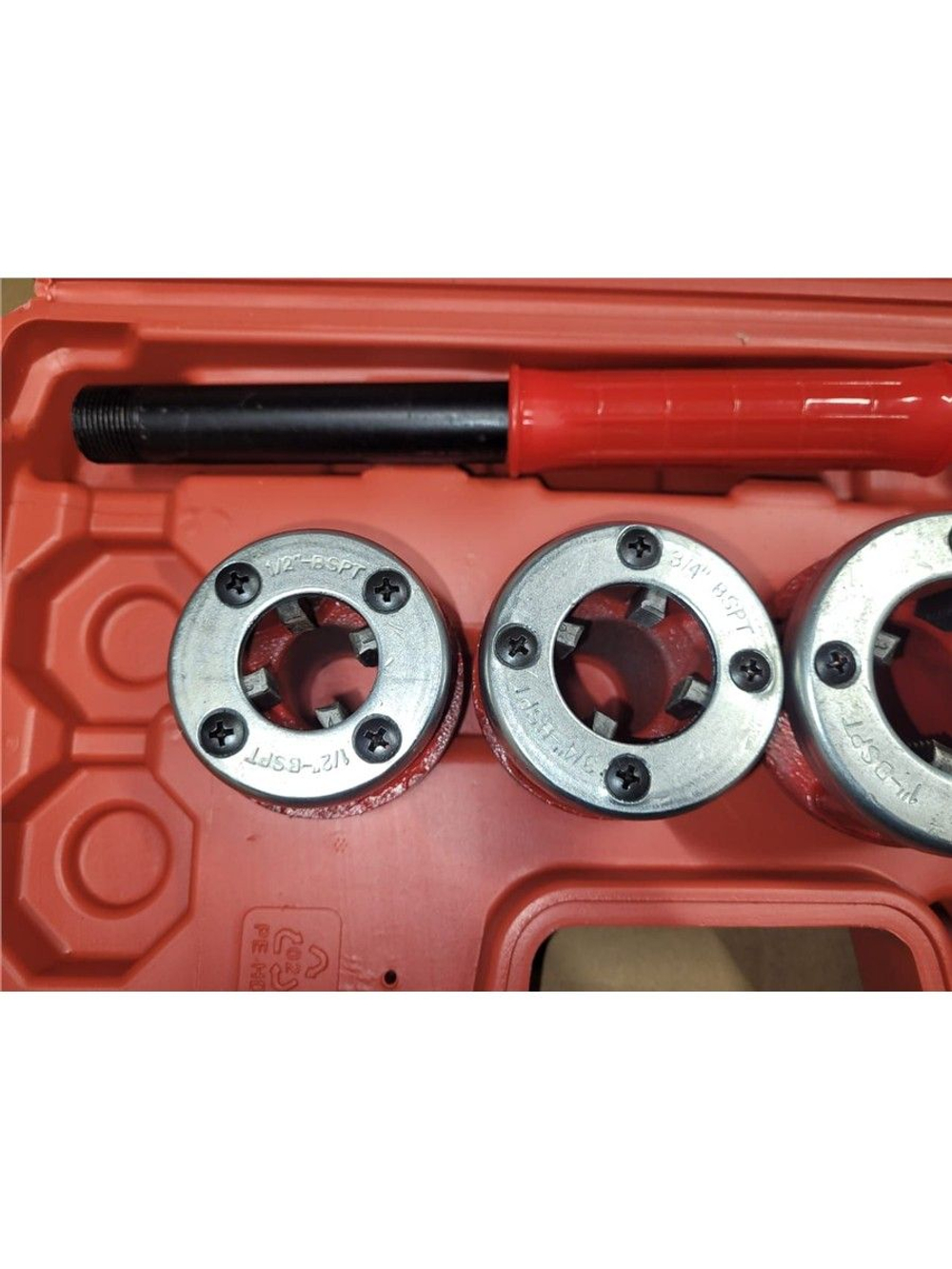 Клуппы трубные набор 3 шт 1/2"-1" BSPT с трещоткой