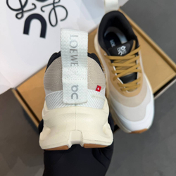 Кроссовки On Running x Loewe
