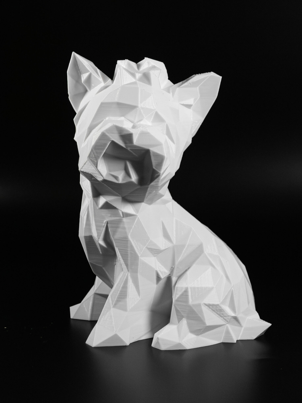 Статуэтка собаки породы Йорк (York dog) полигональная 21 см., 3D печать, белы