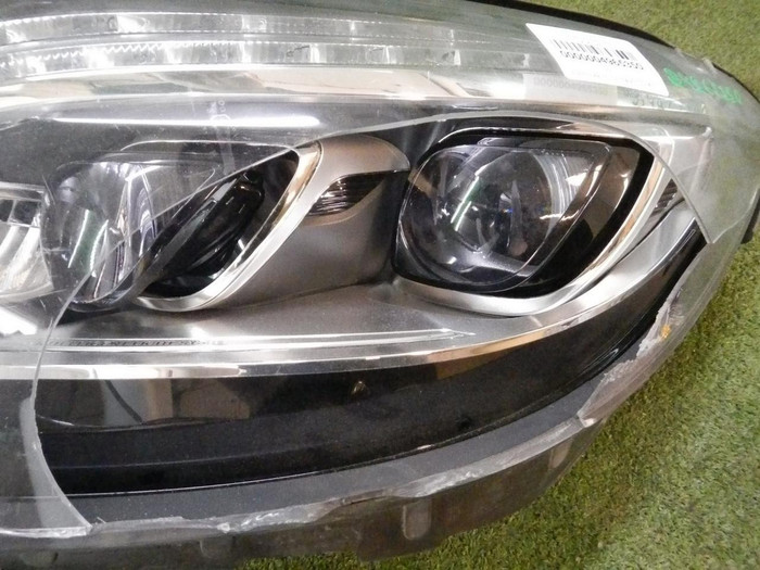 Битая Фара левая Mercedes S w222 (2013-2017) LED