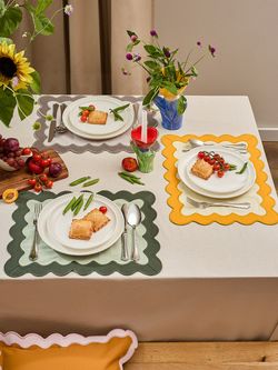 Салфетка под приборы с контрастным кантом серого цвета из коллекции Trendy Ruffles, 35х45 см
