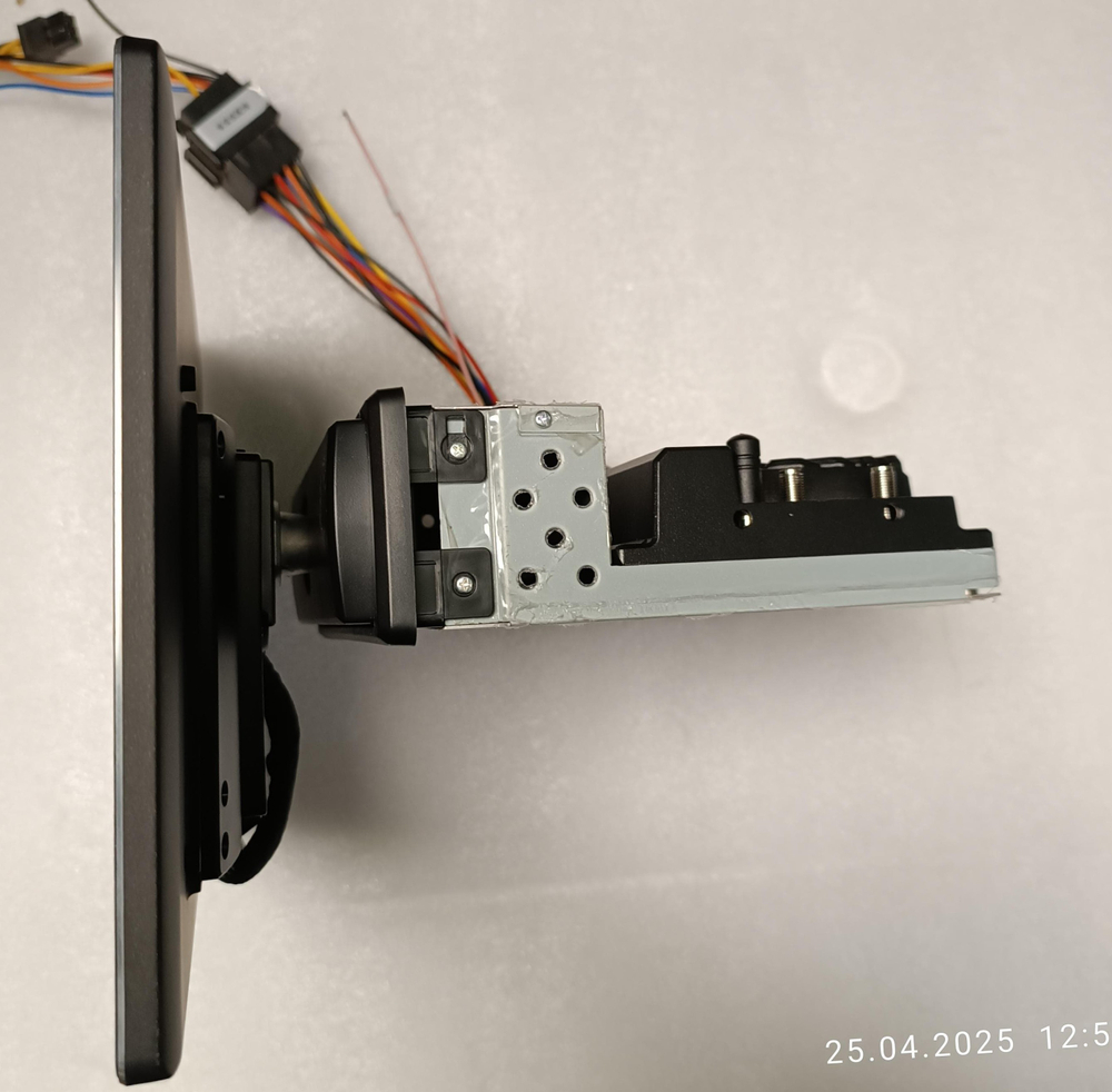 Установочный комплект универсальный  1DIN  KUBERG KP-1201-6128-TS20