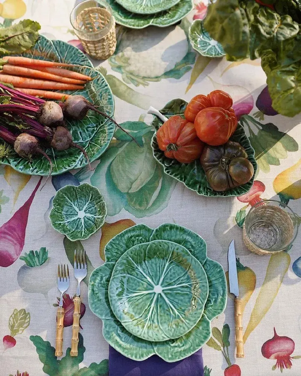 Тарелка сервировочная Bordallo Pinheiro Cabbage (30.5 см)