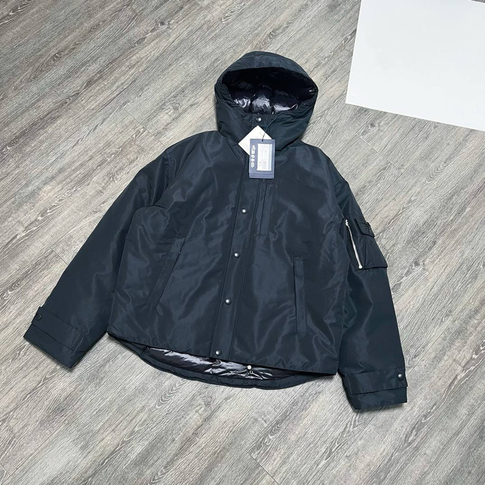 Пуховик Prada