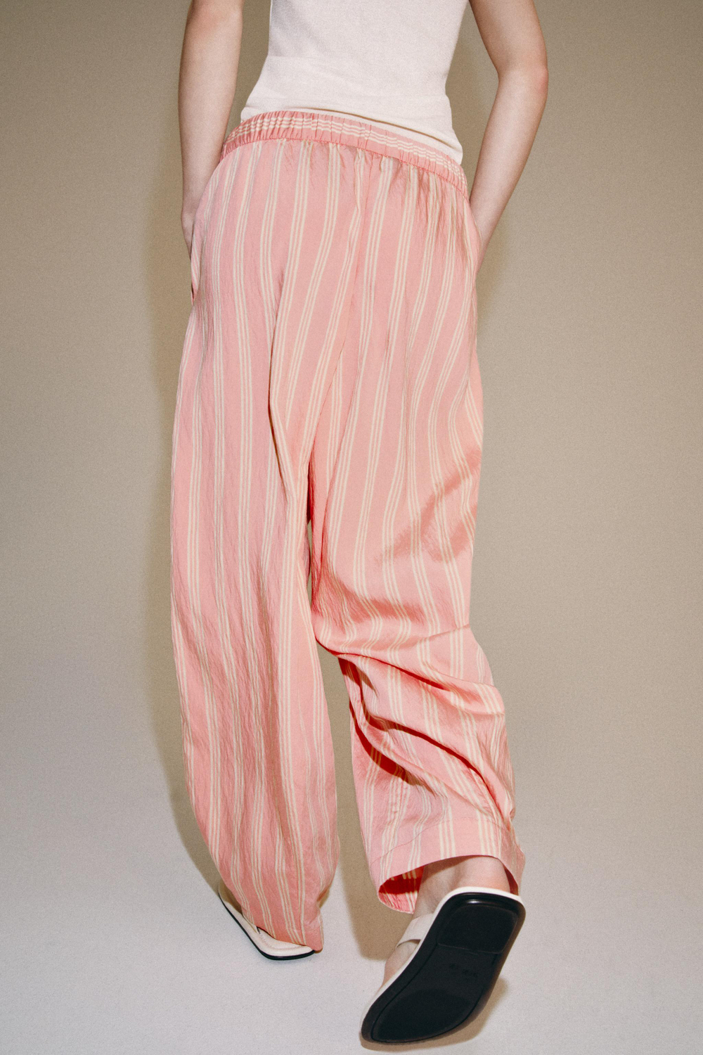 БРЮКИ-БАЛЛОНЫ В ПОЛОСКУ — ZW COLLECTION — ZARA