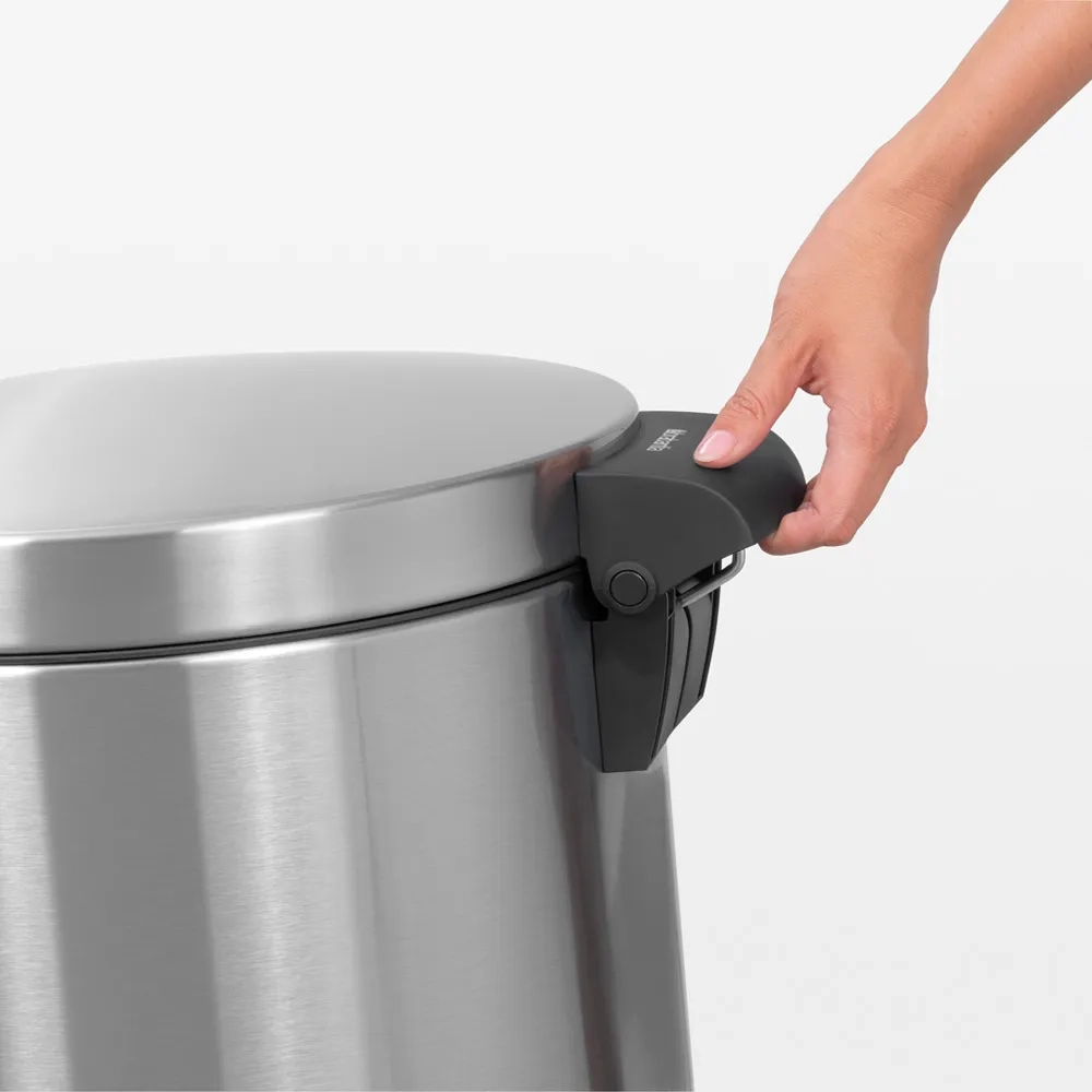 Brabantia Контейнер для мусора Twin Bin 2x20 л матовый EAN 8710755424229