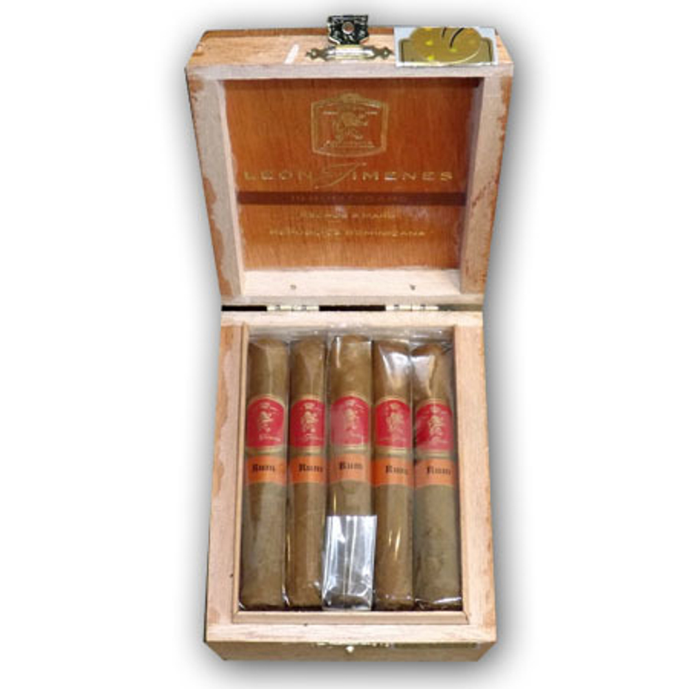 Leon Jimenes Petit Corona Carribbian