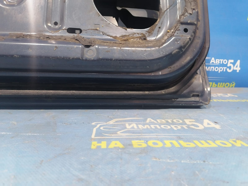 Дверь передняя левая MITSUBISHI PAJERO 1994