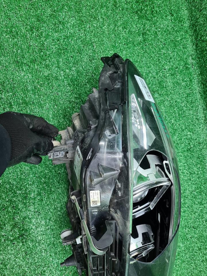 Фара правая BMW 5er G30 (2017-2020) LED