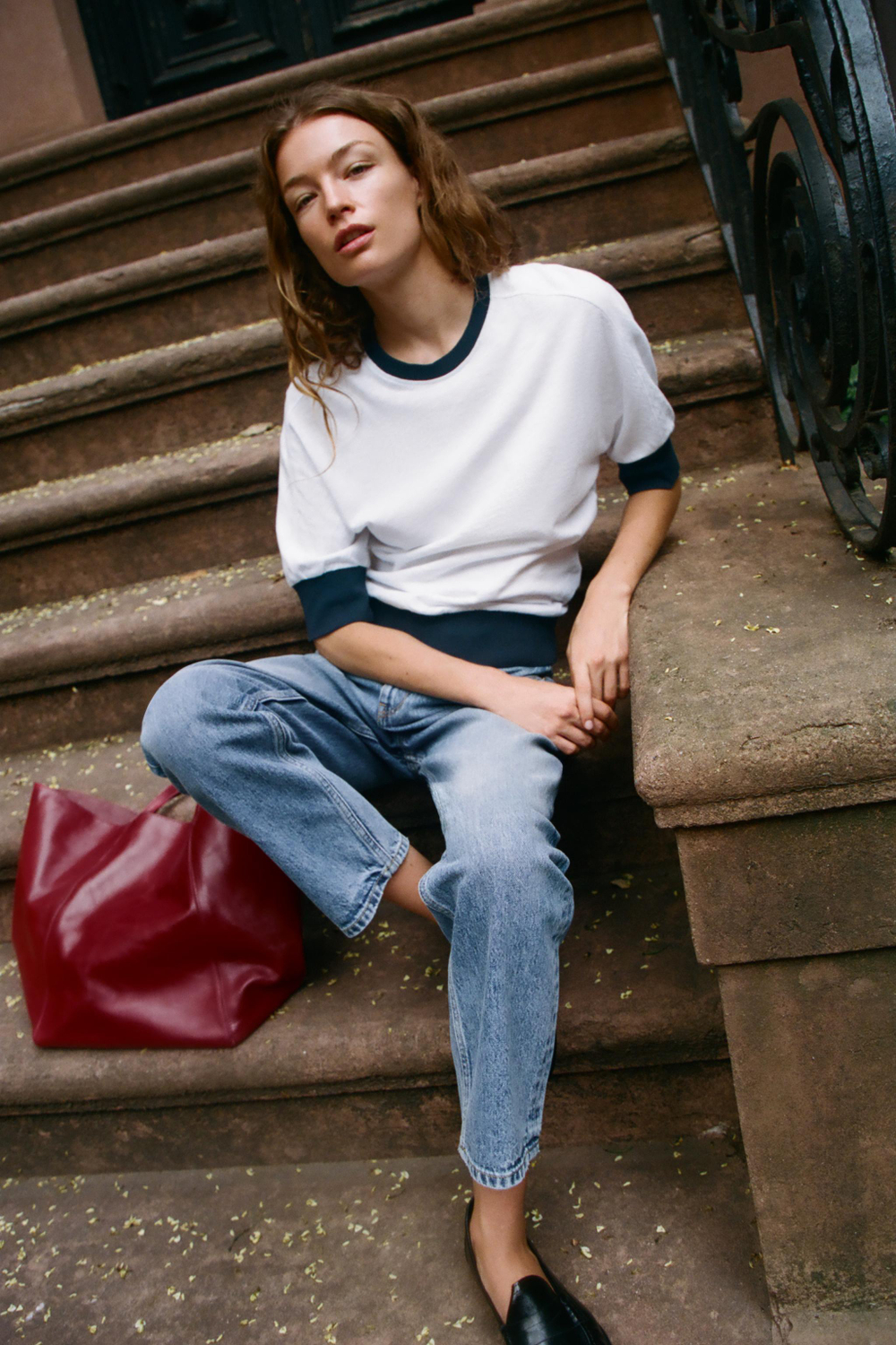 ZARA ФУТБОЛКА С ДЕКОРАТИВНЫМ КАНТОМ, БЕЛЫЙ