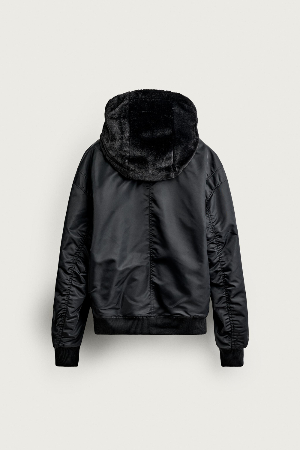 ДВУСТОРОННИЙ БОМБЕР С ЭФФЕКТОМ МЕХА — ZARA