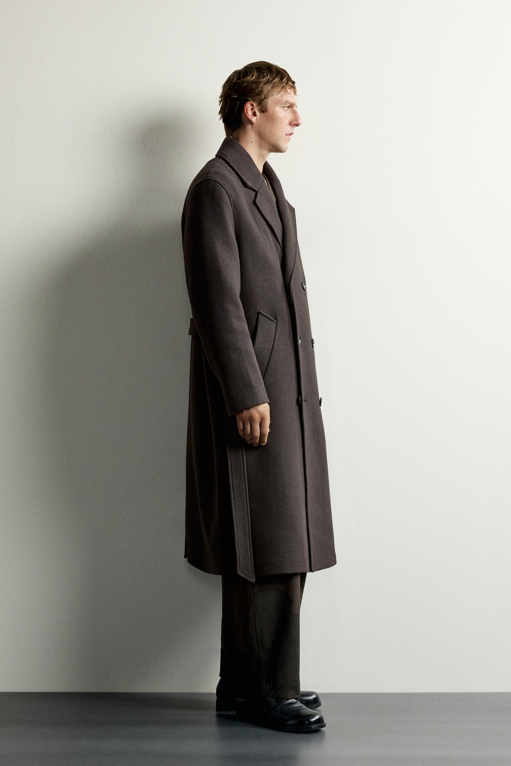 ДВУБОРТНОЕ ПАЛЬТО ИЗ ШЕРСТИ С ПОЯСОМ — ZARA