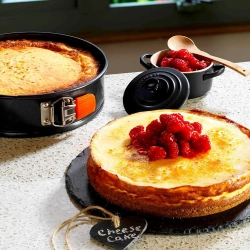 Le Creuset Форма для торта с антипригарным покрытием, 20 см. 94101500000000