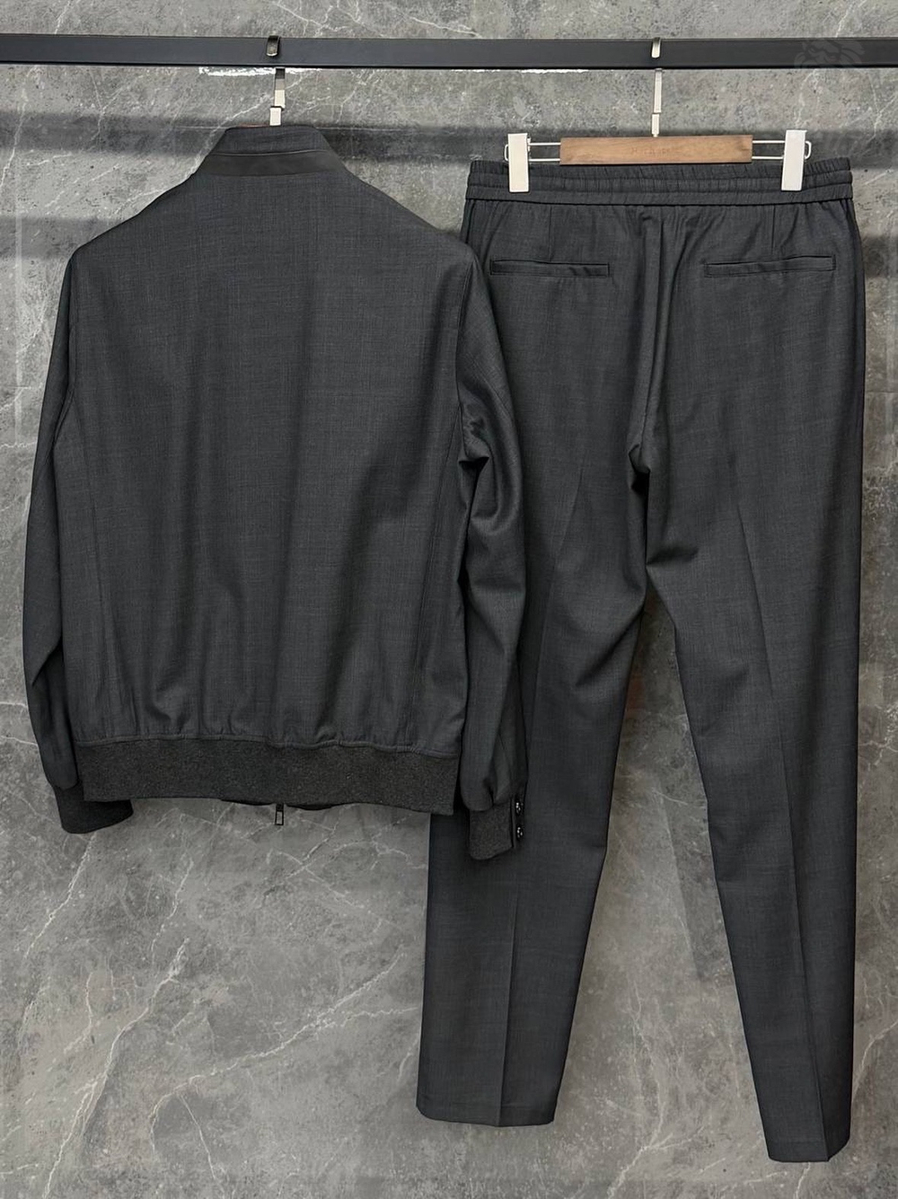 Прогулочный костюм Loro Piana