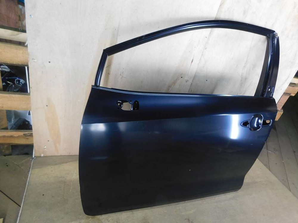 дверь передняя левая Toyota Corolla ZRE210 2021