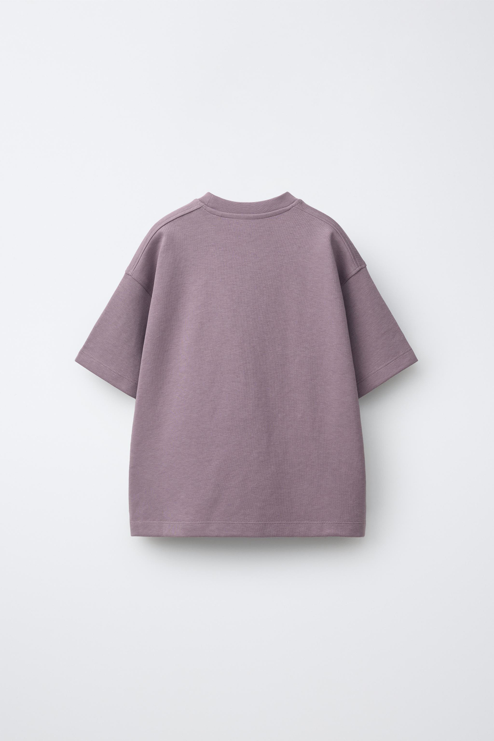 ZARA КОМПЛЕКТ ИЗ ФУТБОЛКИ И ШОРТОВ ИЗ ИНТЕРЛОКА, ЦВЕТ МАЛЬВЫ