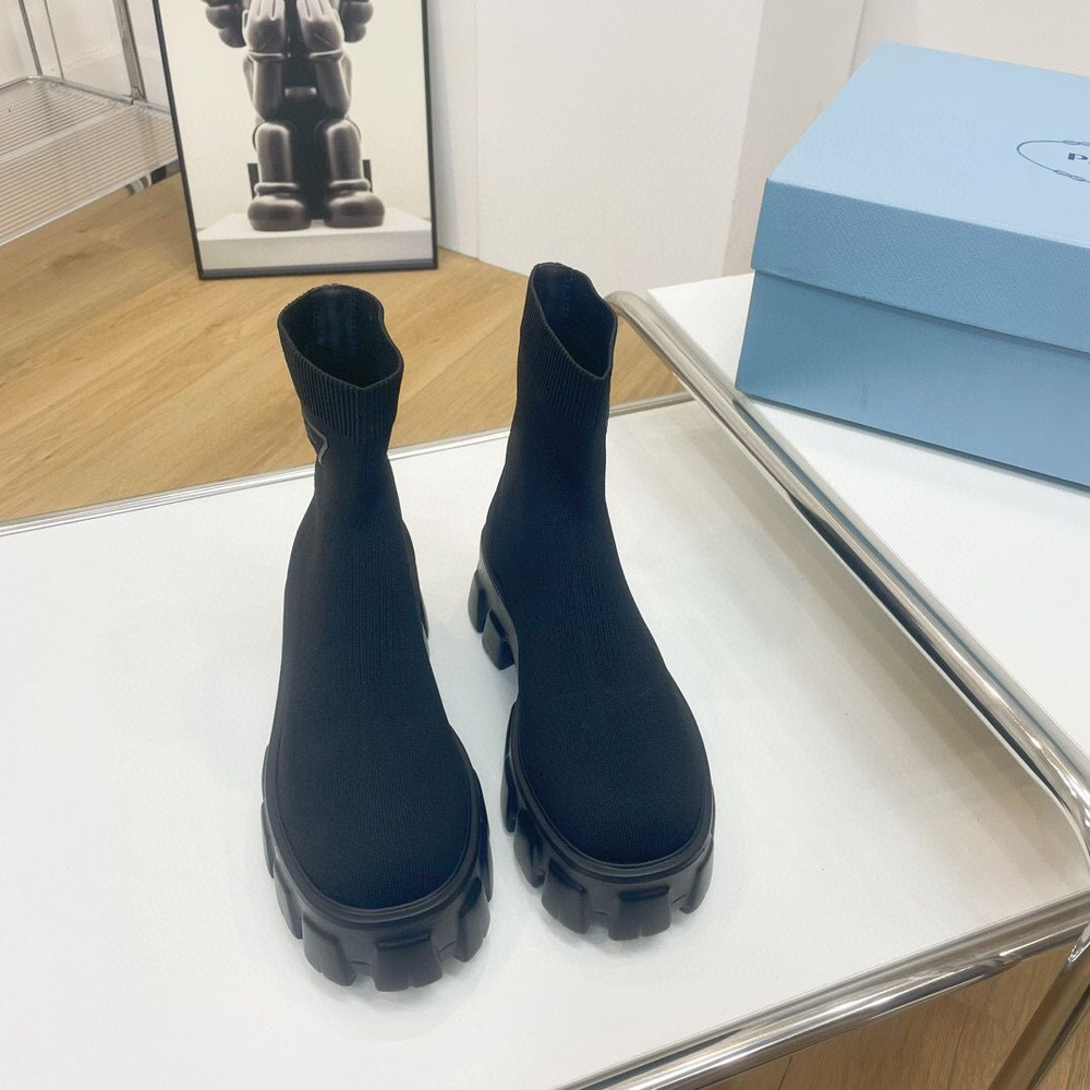 Ботинки Prada
