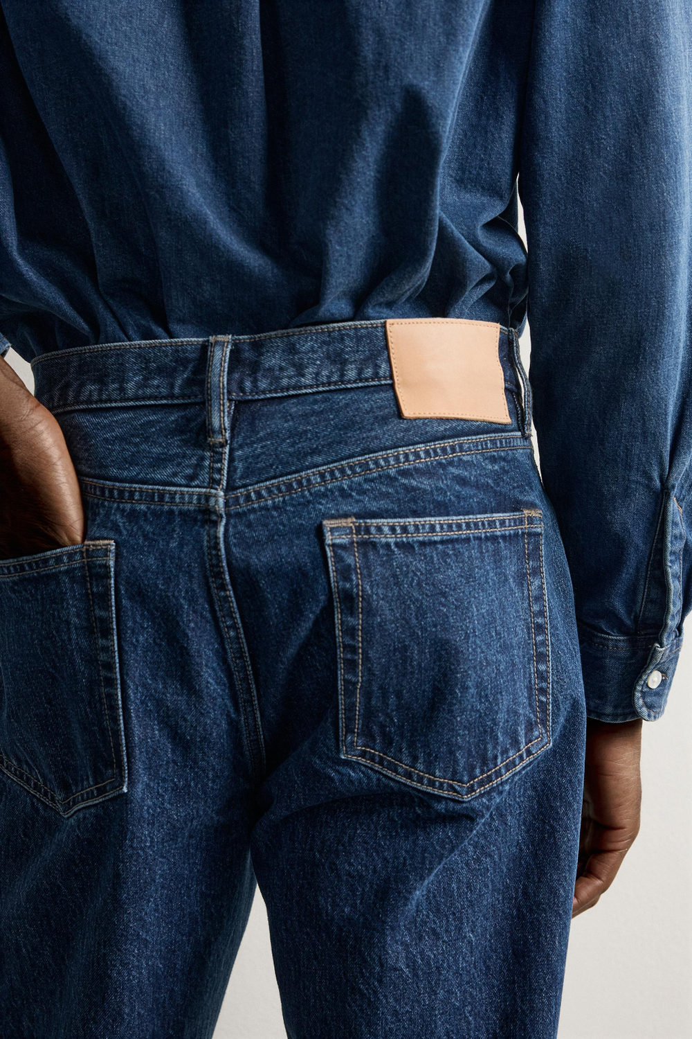 ДЖИНСЫ REGULAR FIT — ZARA · 4470/352