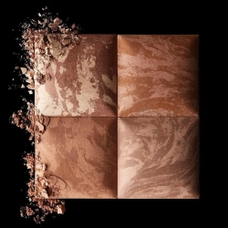 Hourglass Ambient® Lighting Bronzer - Luminous Bronze Light