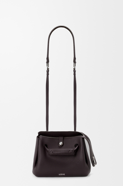 Loewe Маленькая сумка Madrid из мягкой зернистой телячьей кожи, темно-коричневый