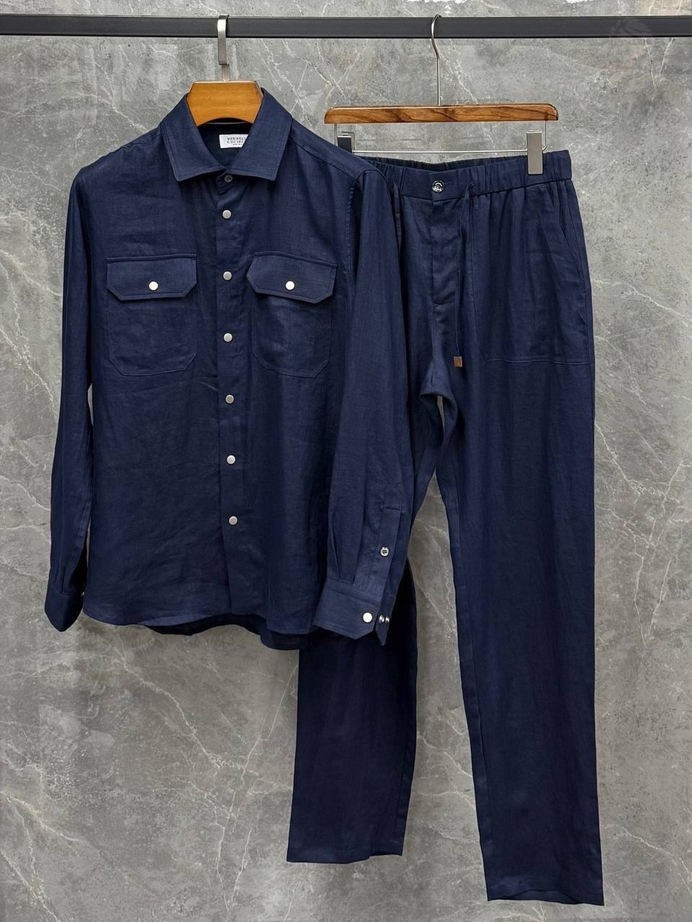 Льняной костюм Brunello Cucinelli