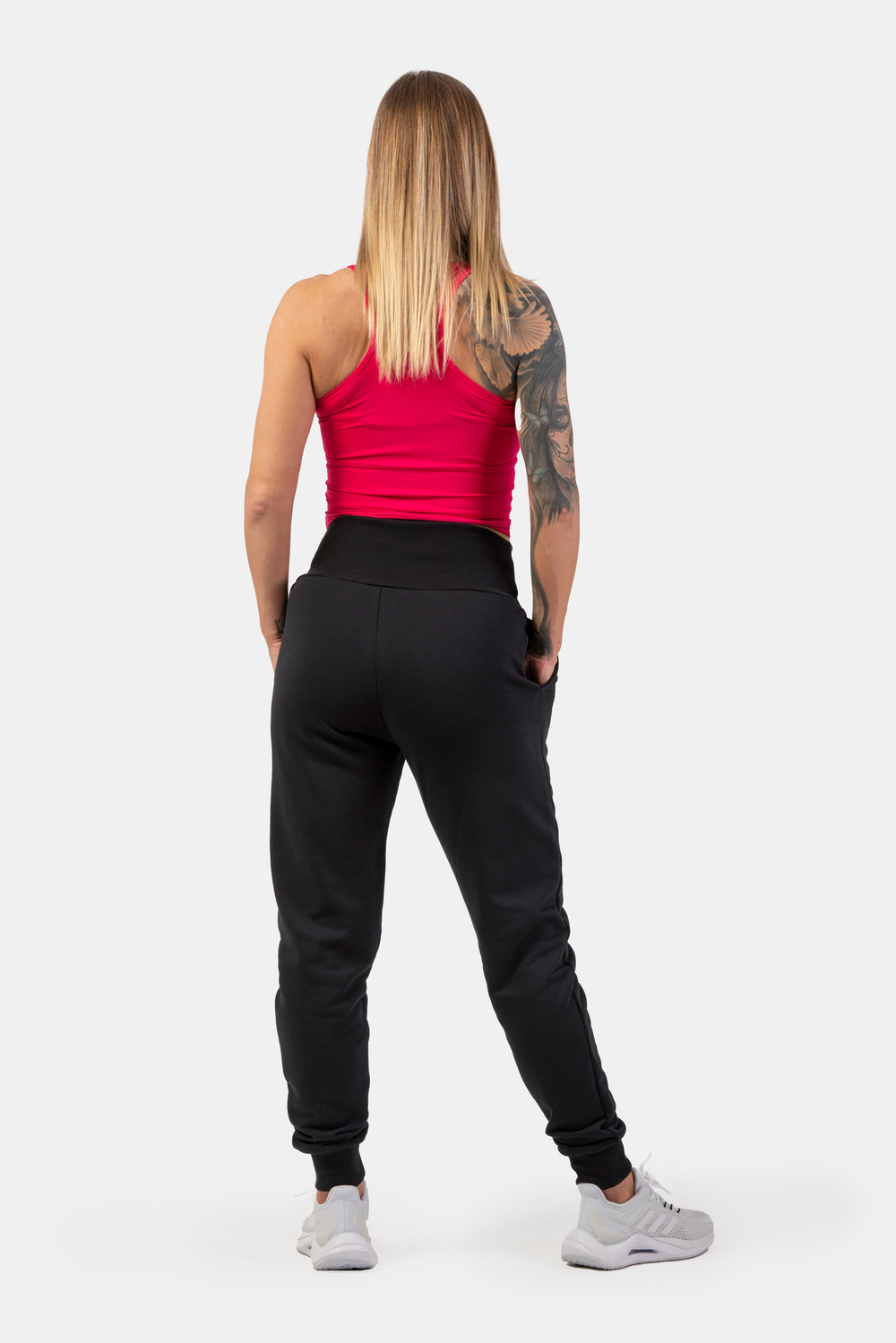 Майка SPORTY SLIM-FIT CROP TANK TOP 422 Розовая