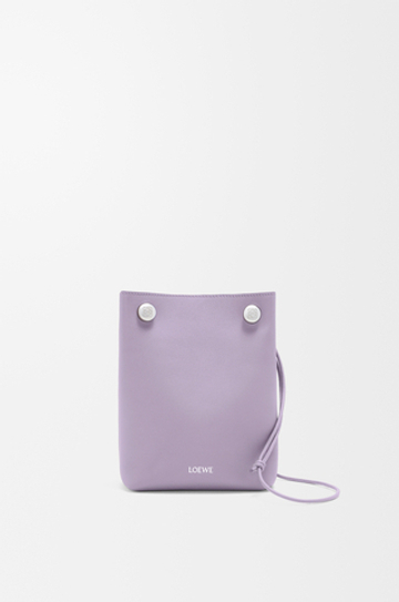 Loewe Сумка-мешок Pebble из гладкой телячьей кожи, сиреневый