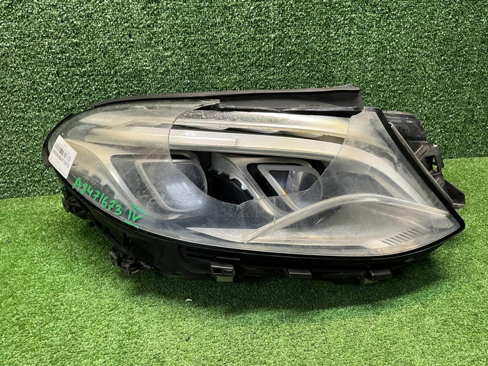 Битая Фара правая Mercedes GLE W166 (15-18) LED