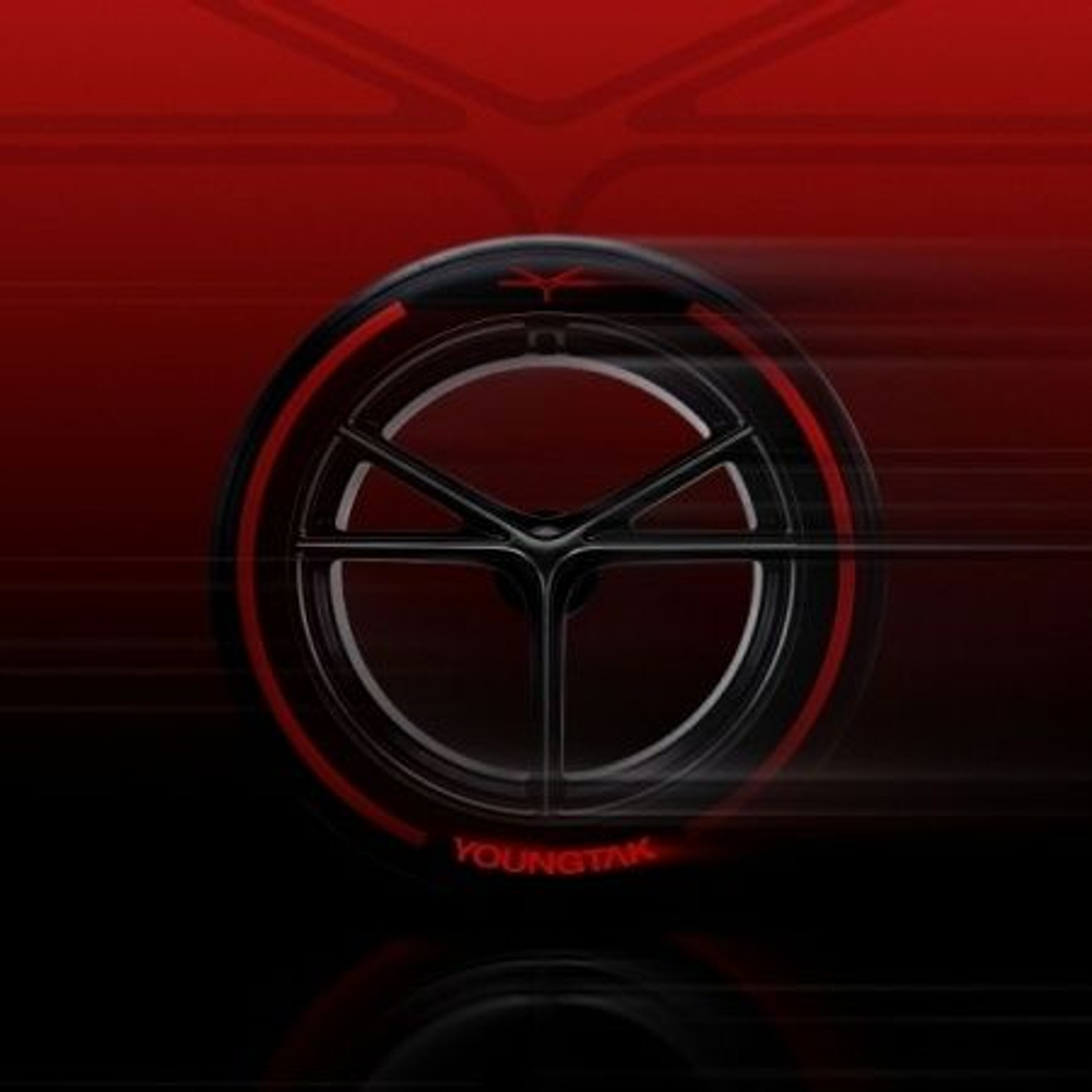 Альбом YOUNGTAK - GOGO 3rd Album DIGIPACK PODIUM Version