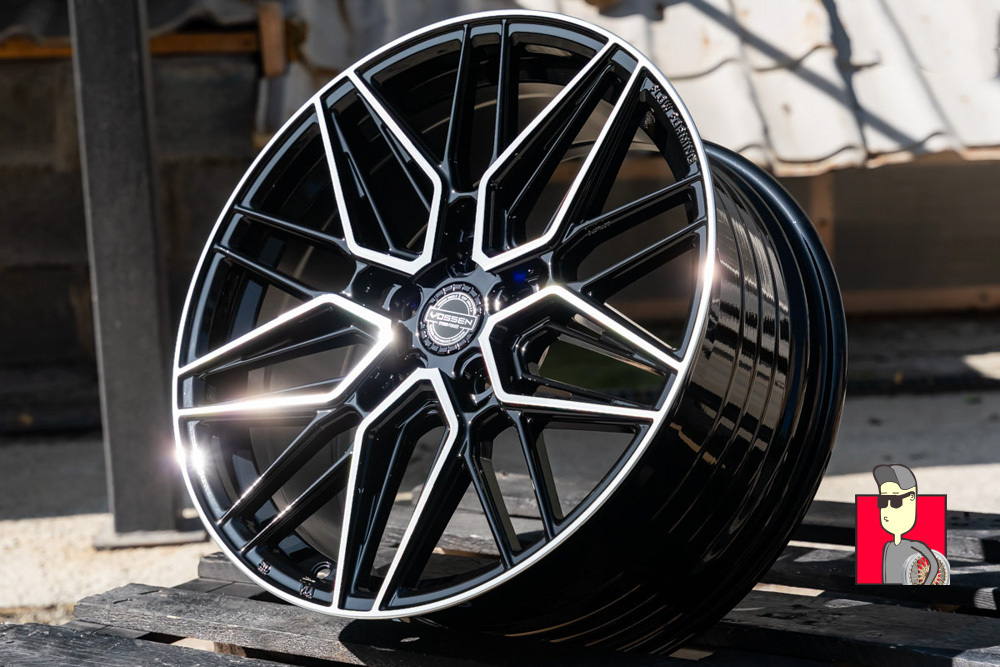 Комплект дисков Vossen HF-7 18x8 et38 5x112