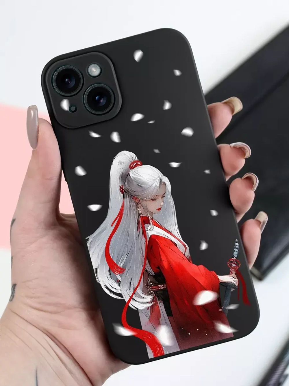 Чехол на iPhone 15 Plus с принтом