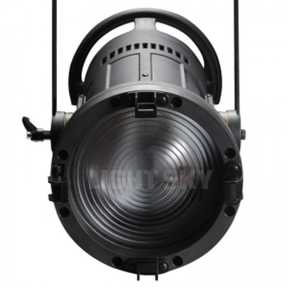 Light Sky LED Fresnel 9800 L7-D48 прожектор с линзой френеля, 250Вт