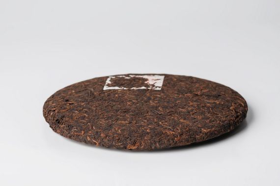 Herbata Shu Puer Gui Zhu 2010 (Czerwona pieczęć) 357g