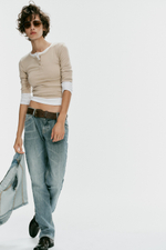 ФУТБОЛКА С ВОРОТНИКОМ НА ПУГОВИЦАХ — ZARA