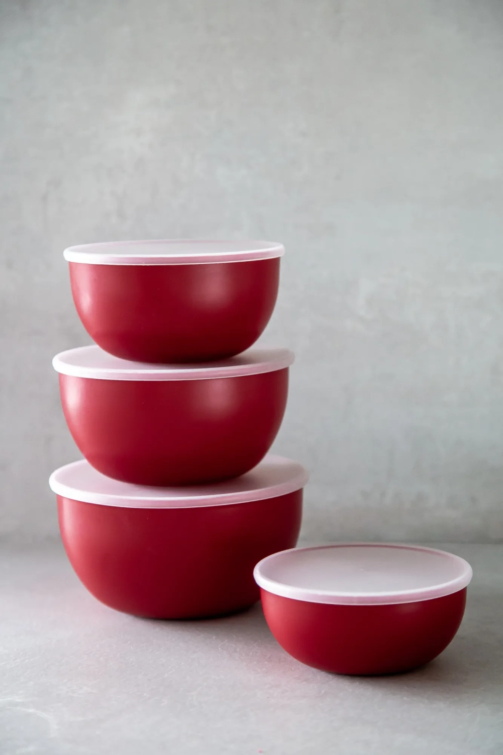 KitchenAid Набор из 4 кухонных мисок с крышками УНИВЕРСАЛ EAN 5057982067236