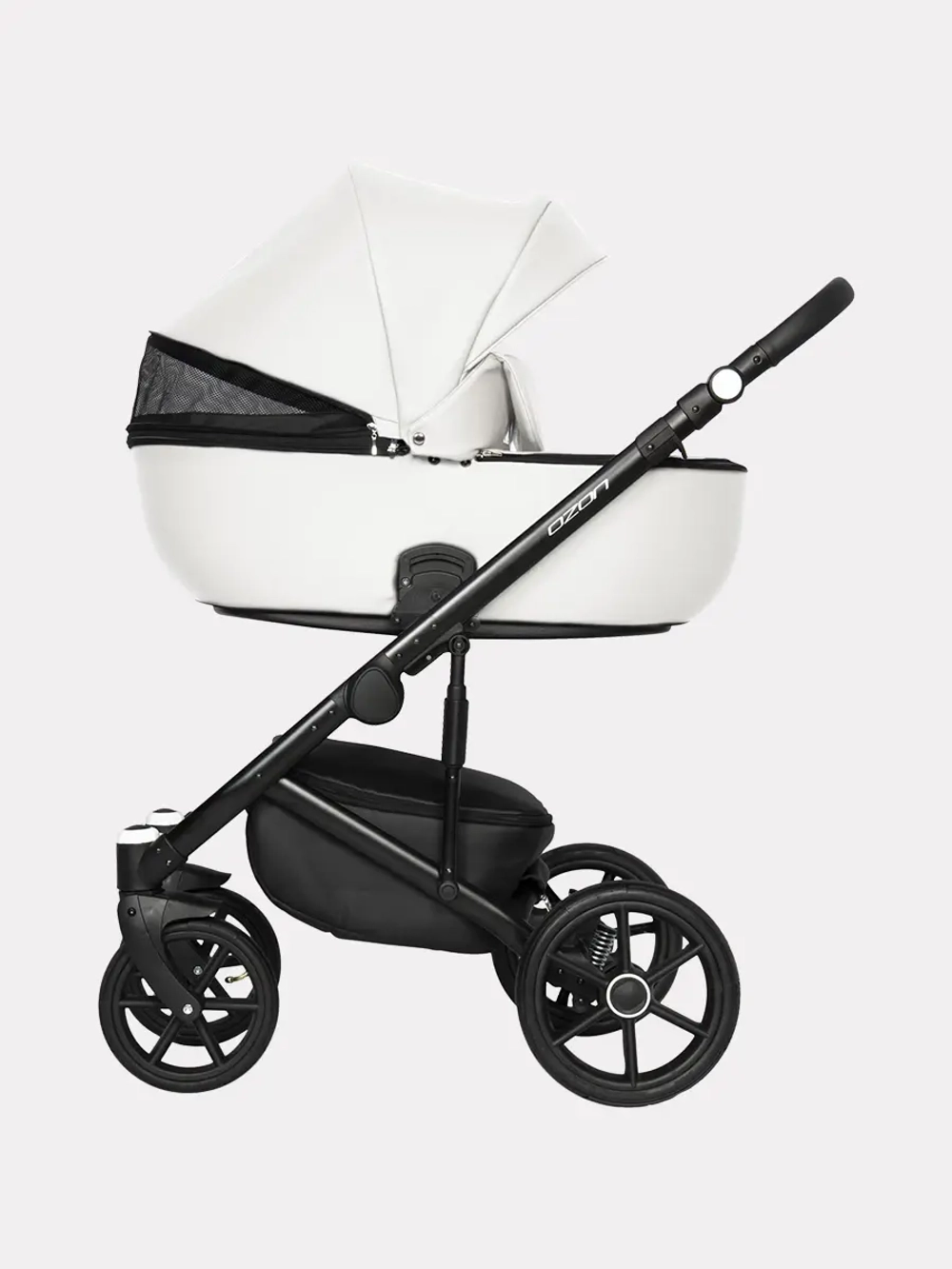 Коляска 2 в 1 Riko Basic Ozon 07 белый
