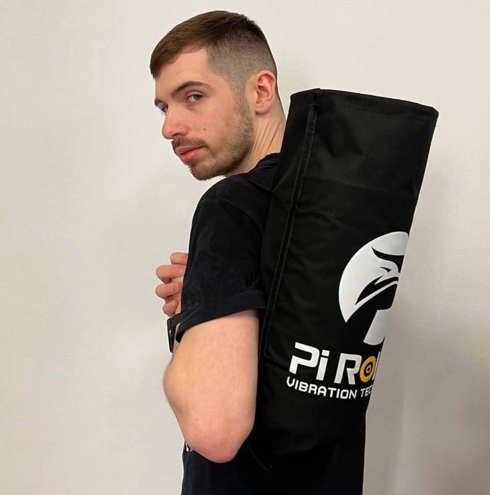 Booster Pi Roller Pro S в сумке