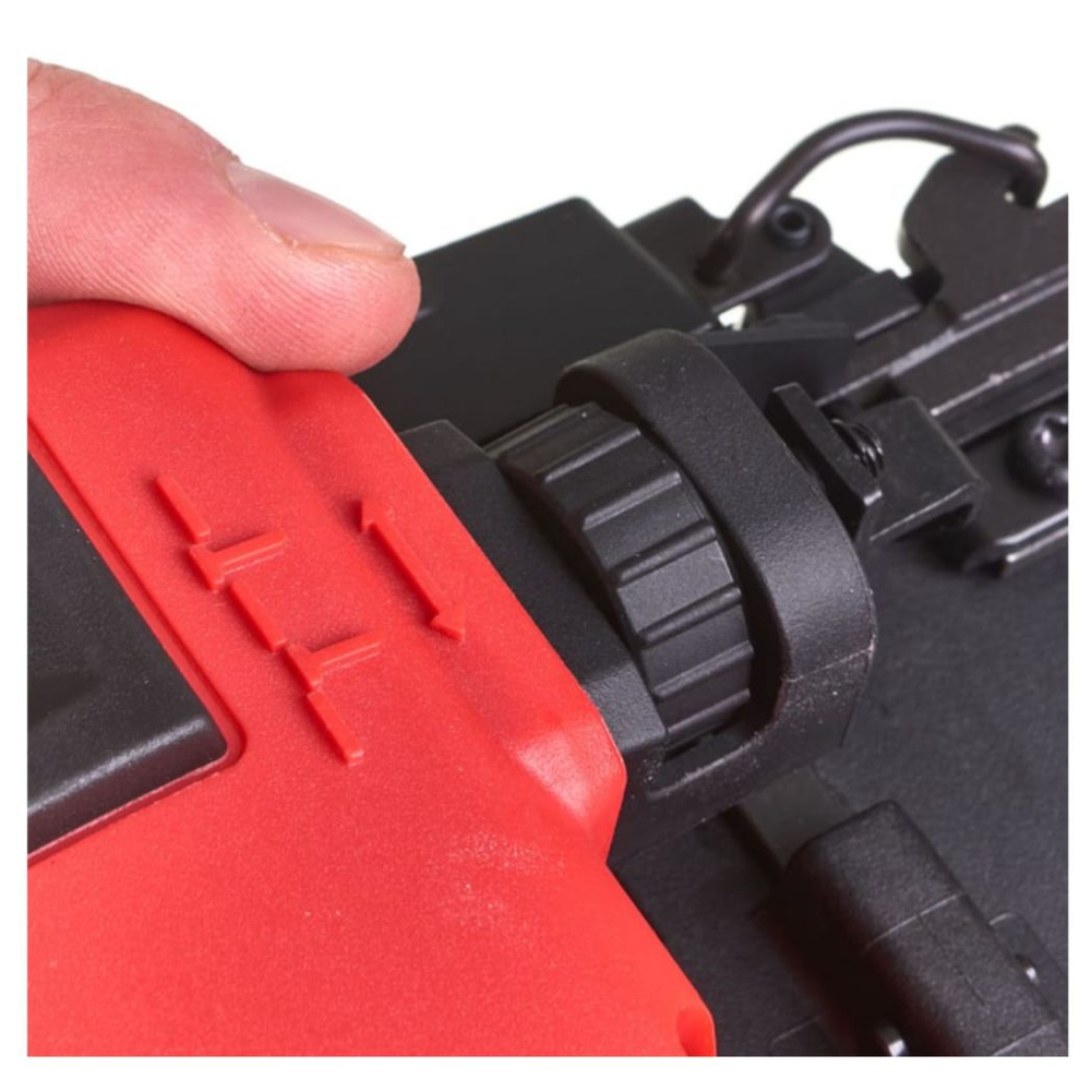 Аккумуляторный гвоздезабиватель Milwaukee M18 FN18GS-0X 4933471409