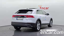 Audi Q8 45 TDI Quattro Premium — 2021