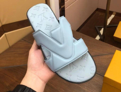 Шлепанцы Louis Vuitton