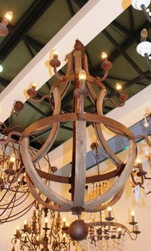 vintage chandelier  01-57 ( by Funky Vintage )